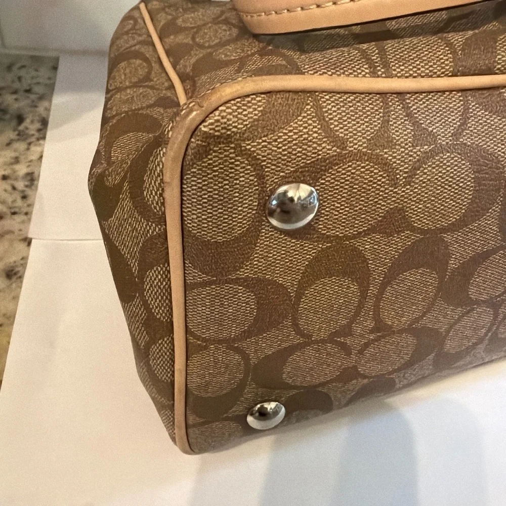 Coach Peyton Signature Jordan Double Zip Carryall F32838 - Picture 6 of 11